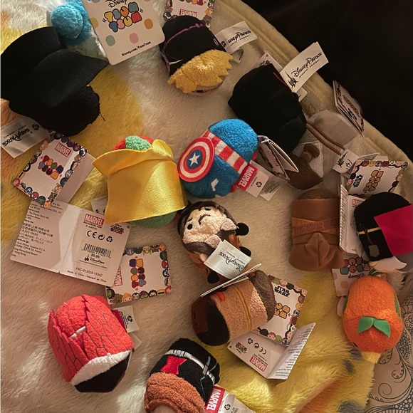 14 Disney Tsum Tsum small plush toys , brand new with complete tags on - Picture 6 of 6